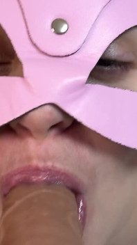 POV Dávení Deepthroat Kouření Dildo Zblízka