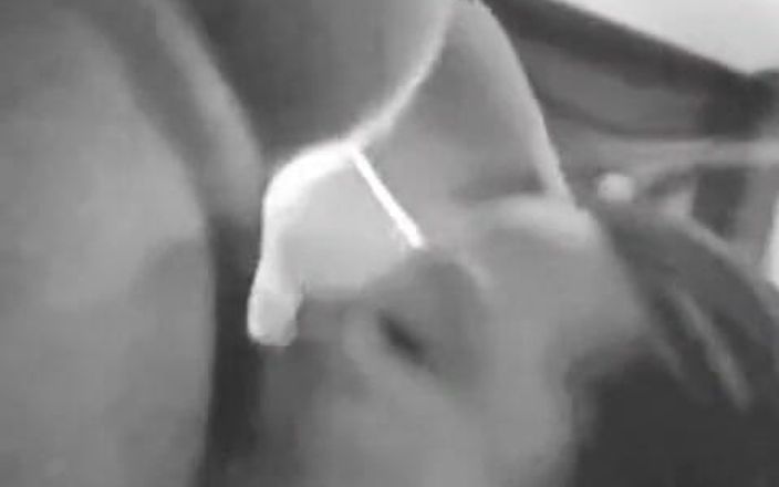 Kimmywetwet: Menelan pejuh hitam gaya penjara bawah tanah yang ceroboh