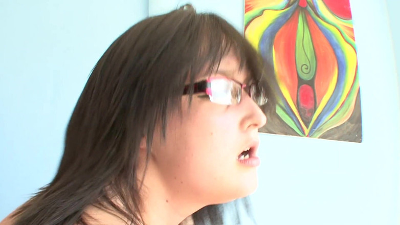 Radical: 角質大きなお尻のひよこは彼女のタイトな滑りに大きなコックを望んでいます