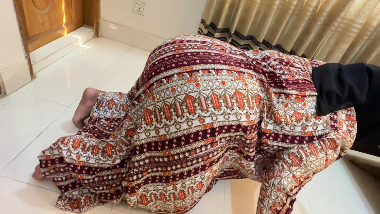 Aria Mia: Ibu tiri mesir dengan pantat bahenol dan memek sempit terjebak...