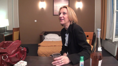 Paris Jango: Луиза Дю Лак От Двух Незнакомцев