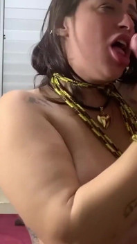 채찍, 딥쓰롯, 하드 애널 섹스, 복종하는 엉덩이에 사정방으로 질싸하는 격렬한 BDSM 처벌