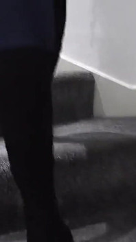Stiefel knirschendes demütigungsvideo
