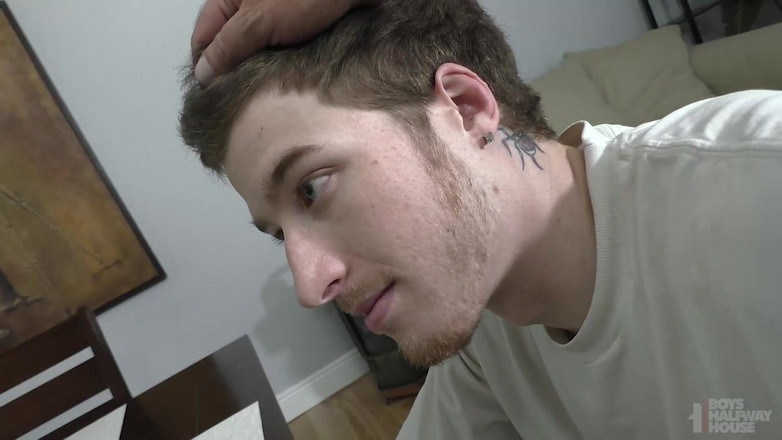 Boys half-way house: Băieții rătăciți au nevoie și de șarjă de spermă