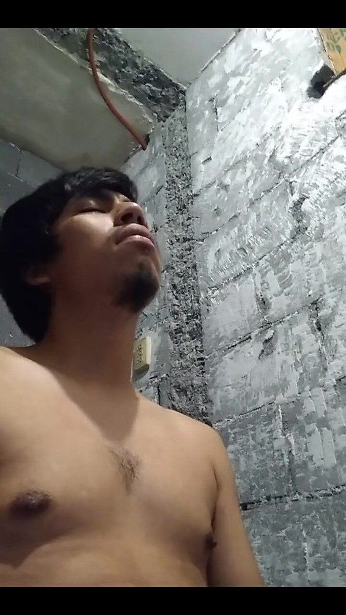 AlexAlejandro13: Kilka szybkich ciągnięć w toalecie