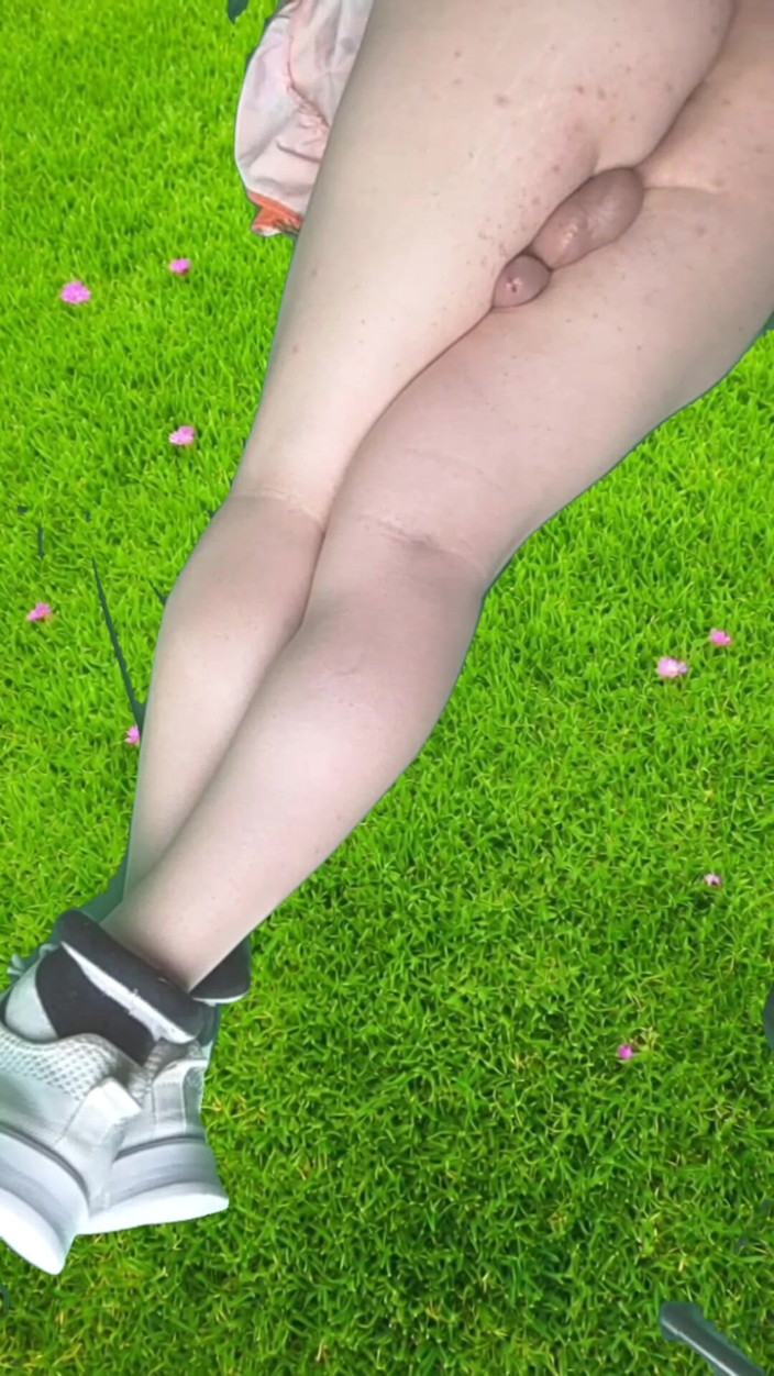 Kitty_Cross: Booty Blonde Femboy Sweet Juicy Ass Smooth Thighs Lollipop Sissy