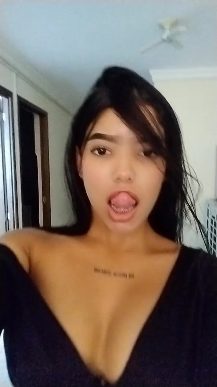 Angela Xoo: Latina sex nagie naturalne i masturbacja