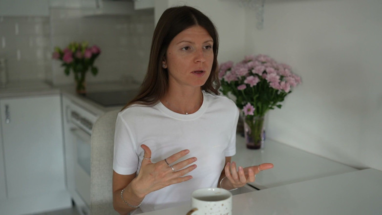 Gina Gerson: About Relation