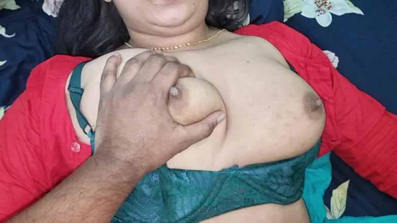 bdboygirl69: New Bangladeshi Red Saree Sex Video. Bangla Voice Hot Sex...