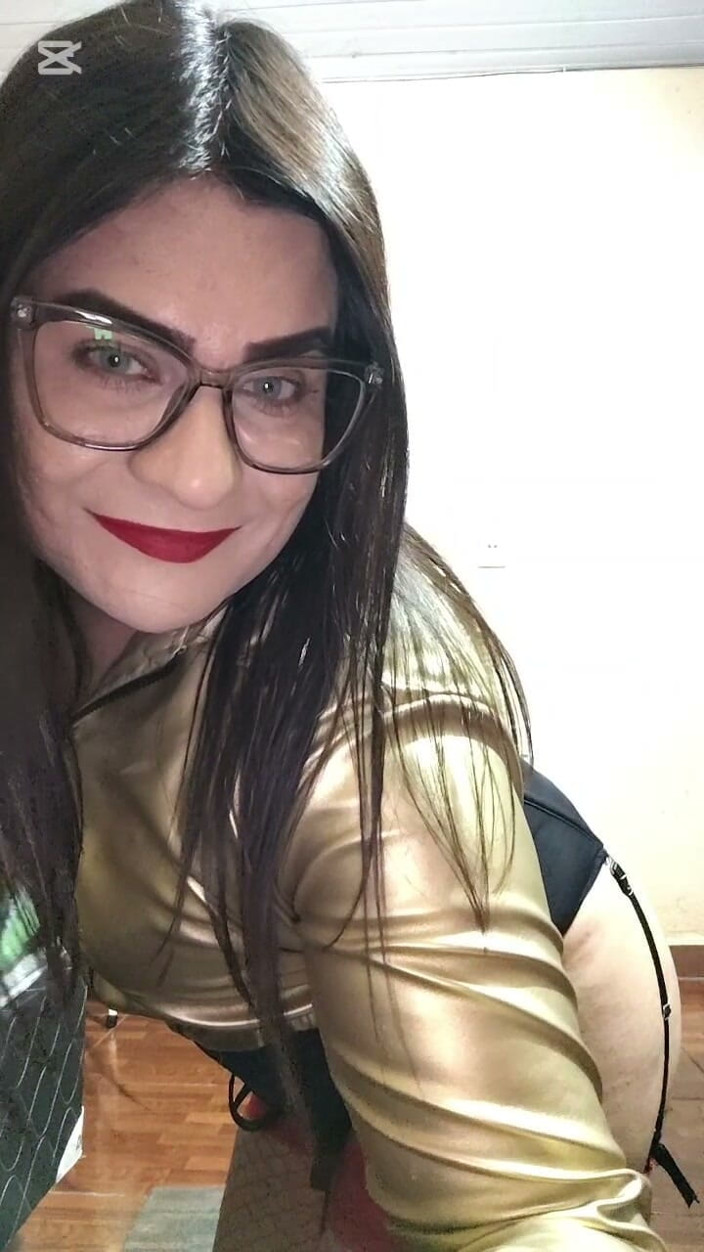 Vero boons: Do You Like This Sexy and Provocative Slut?