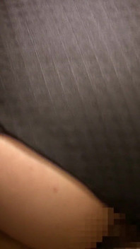 水着の張り。曲線が限界を押し広げ、欲望が支配する