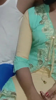 Deshi Ženy Tasneem Omar