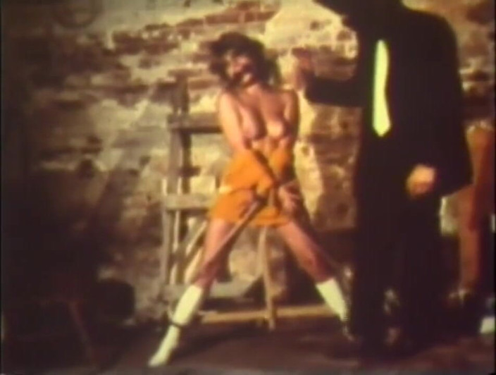 Vintage Usa: A rare crazy vintage BDSM scene!
