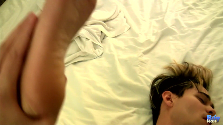 Holo twinks: Lucas Gets Sticky with Trace