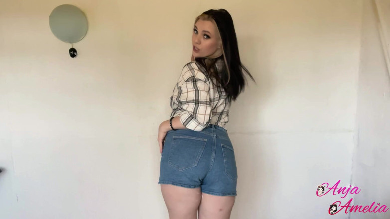 Anja Amelia: Orgasmus pro mě a ty můžeš jen sledovat