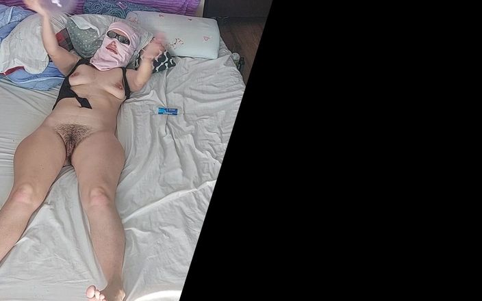Amateur_MS: Pipe avec une femme amateur, chatte poilue, gros cul. Préliminaires...