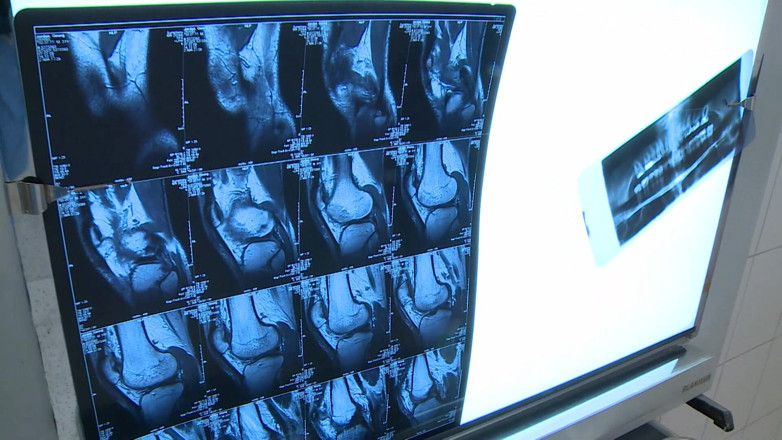 MMV Films: Sexskandal Beim Frauenarzt - Geile Deutsche Patientin Lutscht Dicken Schwanz Und...