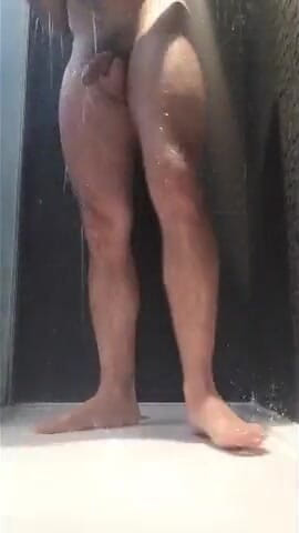 Arab of the Future: Top hairy arab washing his cock!