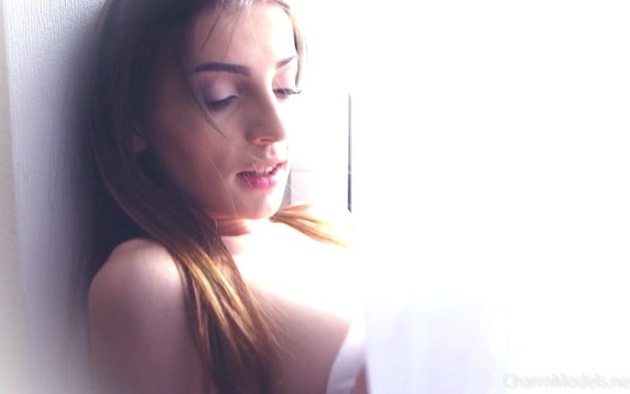 CharmModels: Marlyn transparent video