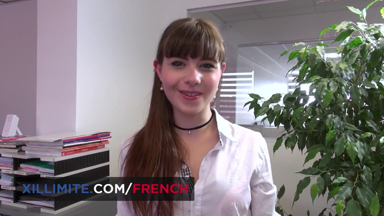 French girls at work: Анальный секс между коллегами по работе