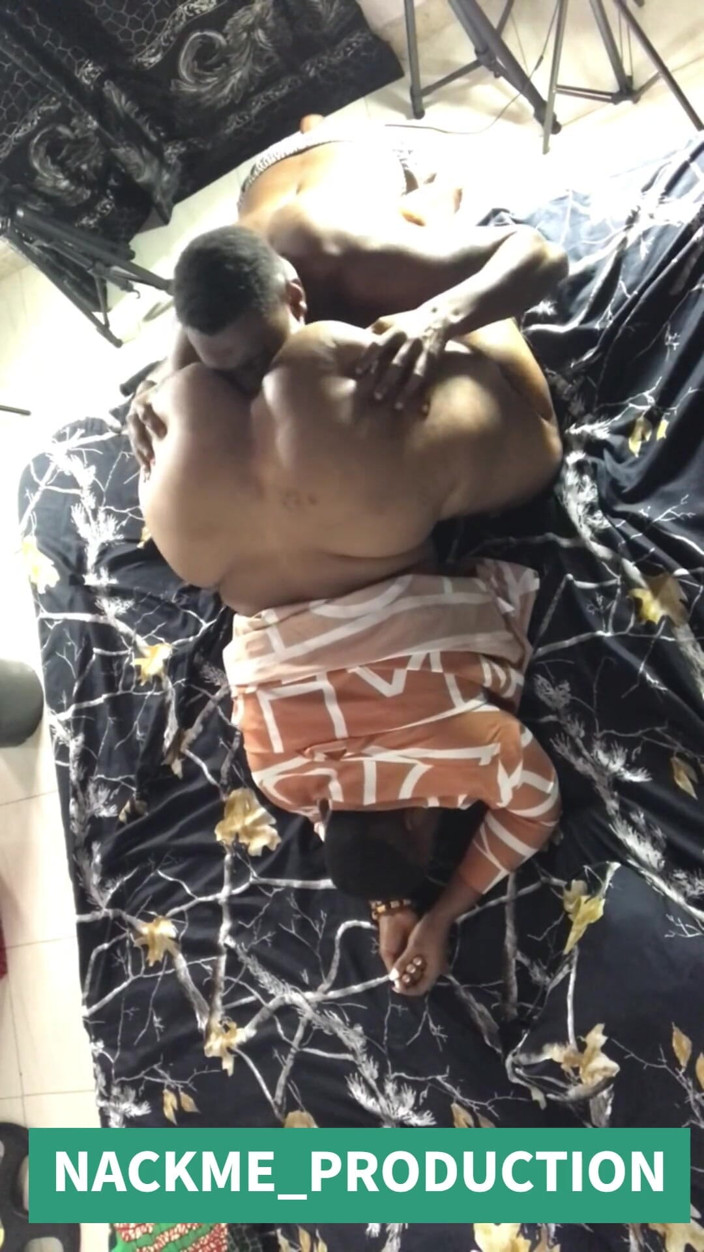 NACKME_PRODUCTION: Mrnackme Makan Pantat Saya Untuk Makan Malam