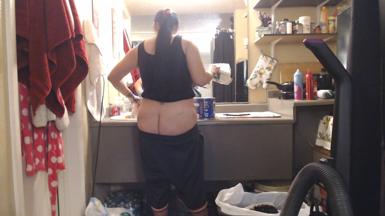 Abby Anna: Basketball short sagging cleaning
