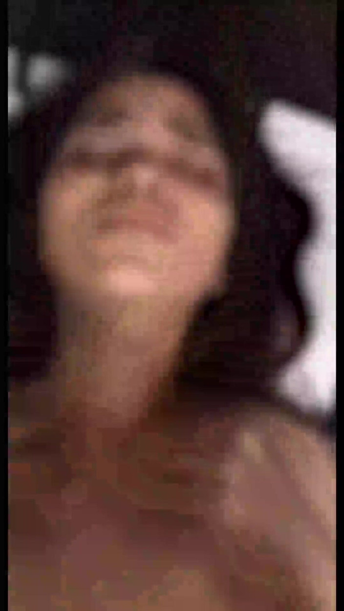 updatingbugs: Indiana tinder encontro menina fodida muito duro