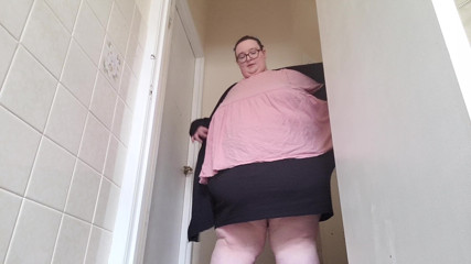 SSBBWLadyBrads: Stripteuza ta grasă obeză
