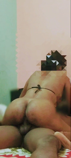 Tamilnaduu: Pantat bahenol adik tiri dientot habis-habisan sama abang tirinya sendiri