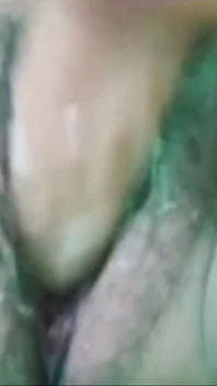 Seksi Filipinli orta yaşlı seksi kadın bolca döl yapmayı seviyor