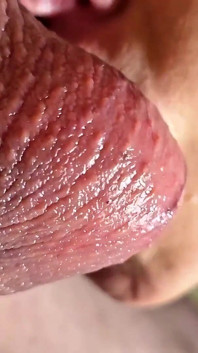 Bola completa mp4 bolas chupando, me tomo dos en mis bocas lamen y maman con semen en mis grandes tetas