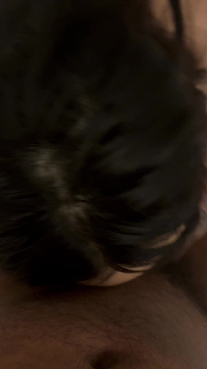 Mommy Puchong: Наречений задовольняє хіть іншого чоловіка від туалету до кімнати