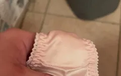 Jerking off in Mother Inlaws Pissy Pantys