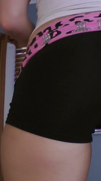 18 Years Old and Loves to Be Rimmed!