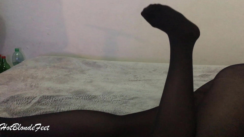 Miley Grey: Kaki paling seksi, kamu pasti nggak percaya - miley grey