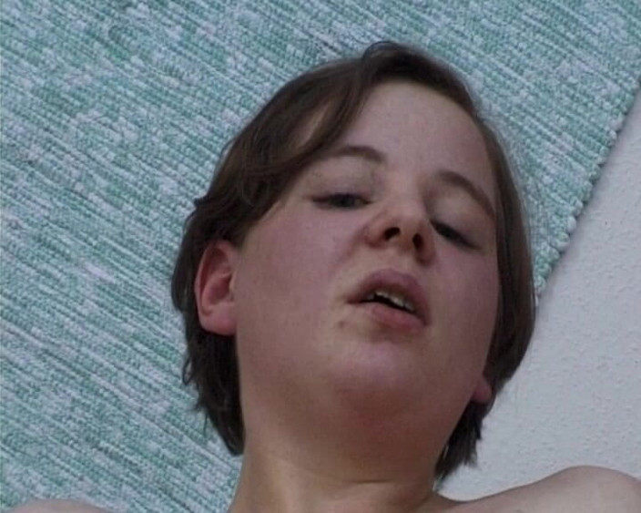 YOUR FIRST PORN: Le piccole Anja e jens stanno scopando di nuovo
