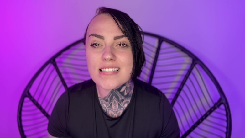 Miss Valentina: Fudendo bolas e fodendo