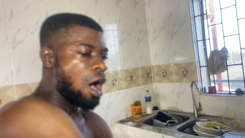 Creamyshuga: Mi ex viene a mi casa y me folla dentro...