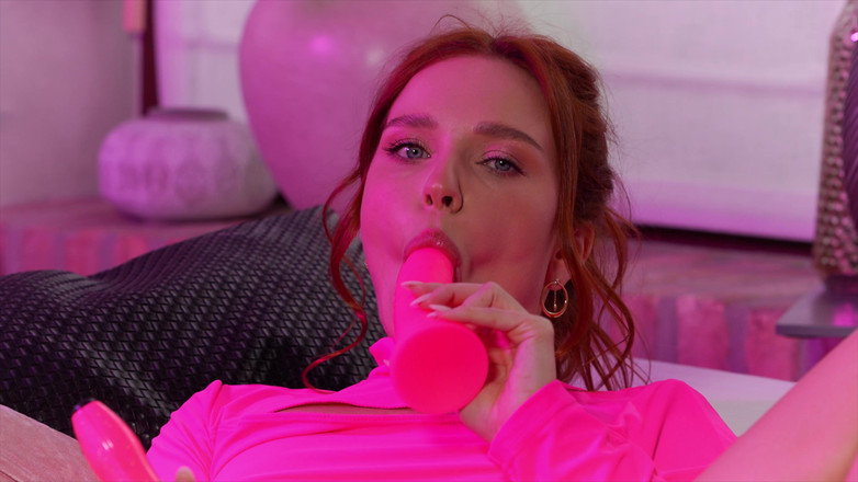 Clemence Audiard: Oslavte Valentýna uvnitř kundičky Clemence Pussy!