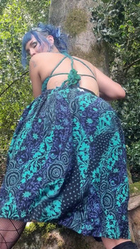 Do You Like Jiggling Asses?