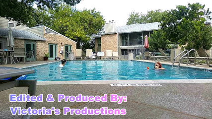 BBW nurse Vicki adventures with friends: La bbw infermiera Vicki e il bel Harry nella battaglia...