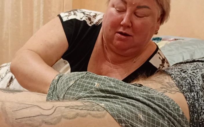 Zona901: Madrasta adora me acordar com um boquete profundo