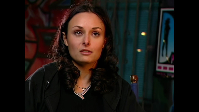 RATATATA!: Daniella Rush đụ mạnh bởi một cảnh sát lớn