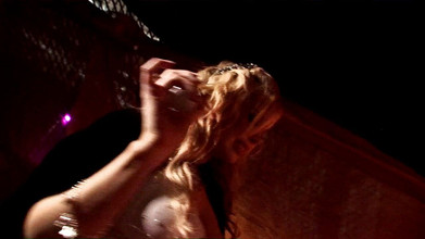 Office Sluts: Remaja miang menyertai mereka untuk seks bertiga yang selesai dengan...