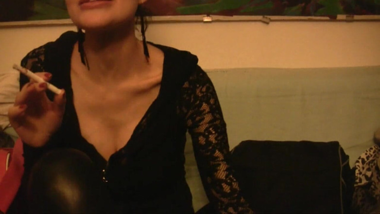 Lady Mesmeratrix Official: Thật là một điếu thuốc xấu