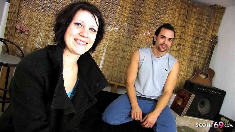 Full porn collection: Настоящий кастинг-секс в любительском видео для симпатичной студентки Clarysse