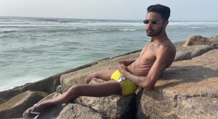 arabeputo: Magrelo do Pau Grande Punheta समुद्र तट पर