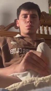 Ein Pornovideo hat mich so heiß gemacht, dass ich zu viel gekommen bin