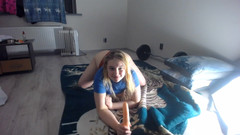 JuiceLussie: Sání a hraní se sebou