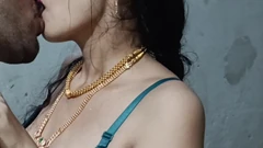 幸运的dever ji有机会她美丽的哥